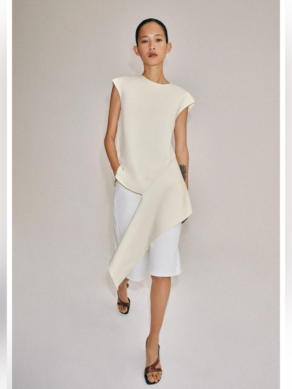 ZARA ZW COLLECTION ASYMMETRIC TOP Size XS - Picture 4 of 13